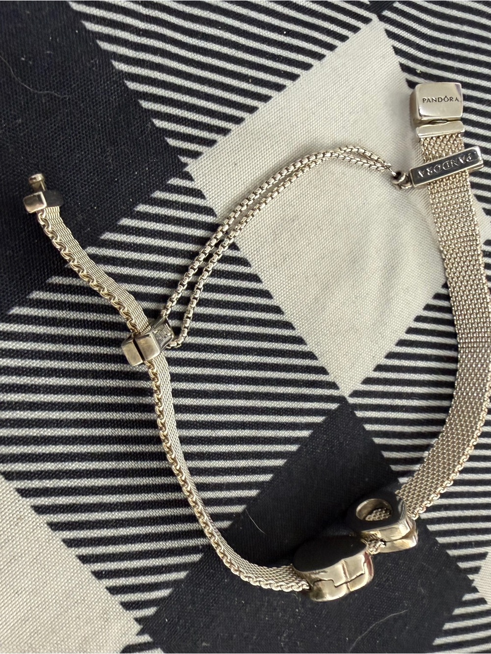 Pandora Silver Mesh Bracelet with chain, Heart and Teardrop Enamel Charm - Picture 4 of 8